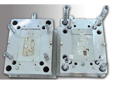 注塑模具澆口設(shè)置應(yīng)盡量使熔料的流程最短 注塑模具澆口設(shè)置應(yīng)盡量使熔料的流程最短