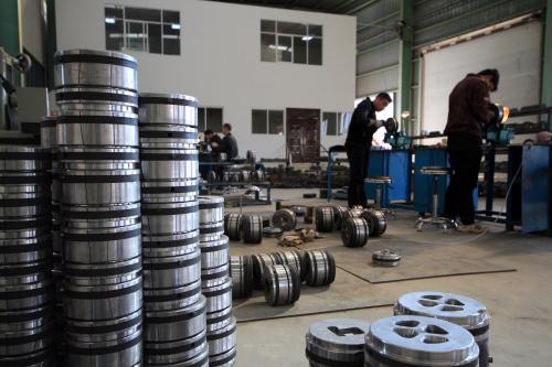 注塑模具的側向分型與抽芯機構 注塑模具的側向分型與抽芯機構