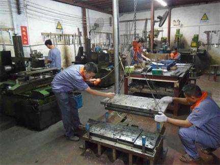 塑膠注塑模具擺桿先復位機構 塑膠注塑模具擺桿先復位機構