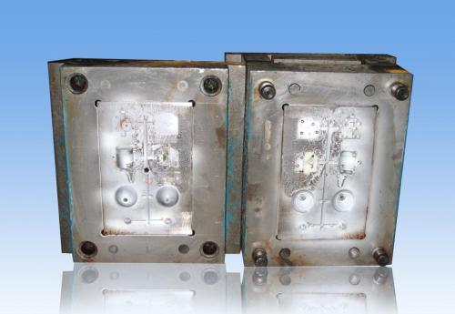 深圳塑膠模具廠,塑料模具零配件的熱處理工藝介紹 深圳塑膠模具廠,塑料模具零配件的熱處理工藝介紹